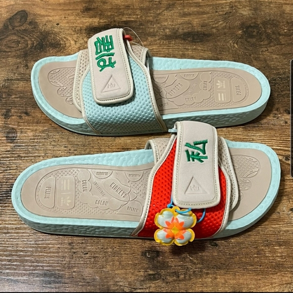 NWT Unisex Adidas x Pharrell Williams Chancletas HU Slides - Picture 7 of 12